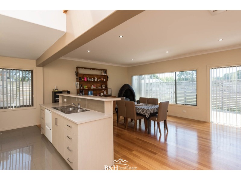 6 Harvey Street, Strahan TAS 7468