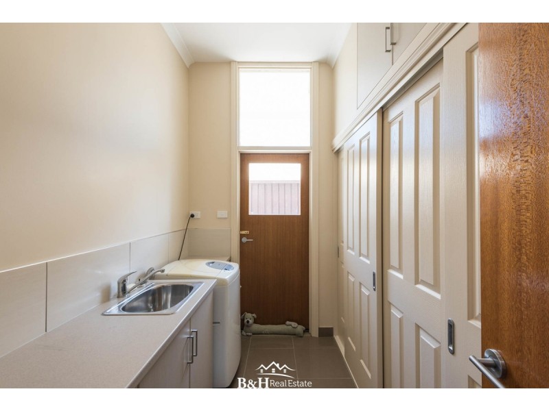 6 Harvey Street, Strahan TAS 7468