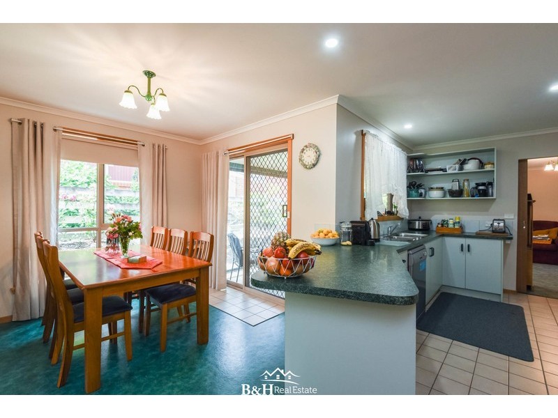 25 Dial Road, Penguin TAS 7316