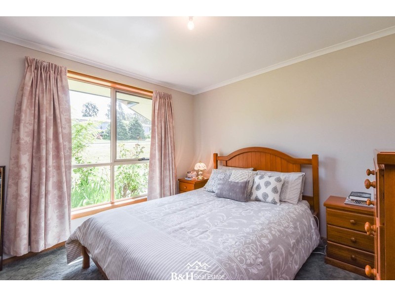 25 Dial Road, Penguin TAS 7316