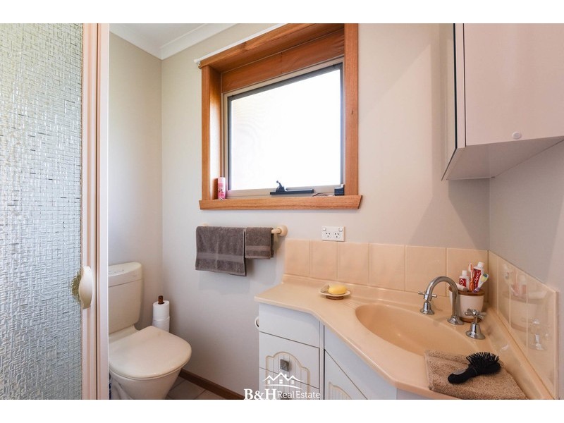 25 Dial Road, Penguin TAS 7316