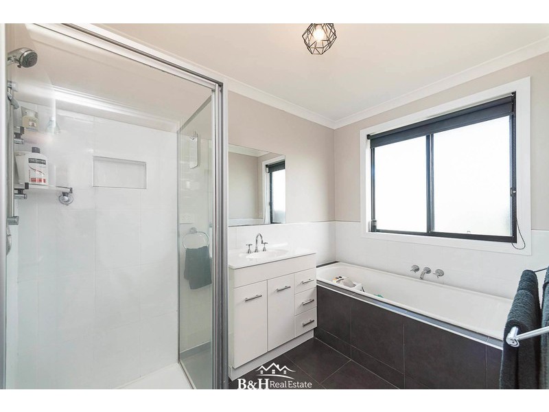 10 Wingrove Gardens, Shorewell Park TAS 7320