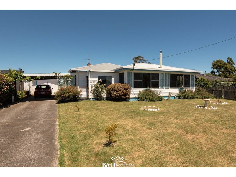 15 Riverside Avenue, Ulverstone TAS 7315