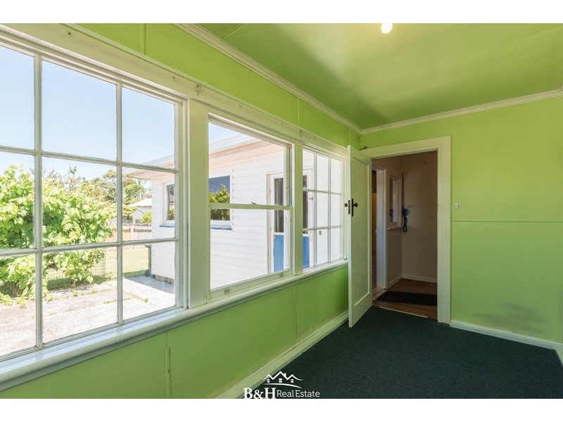 15 Riverside Avenue, Ulverstone TAS 7315