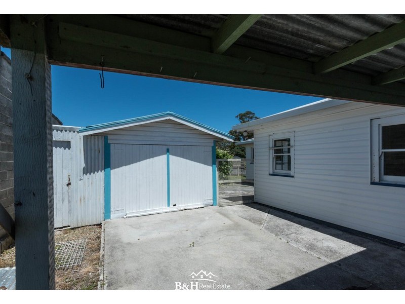 15 Riverside Avenue, Ulverstone TAS 7315
