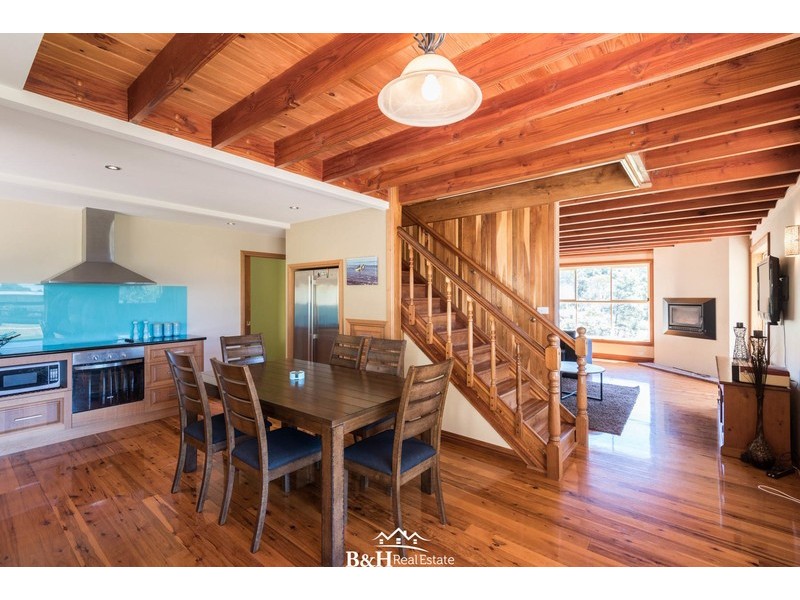 93 Dial Road, Penguin TAS 7316