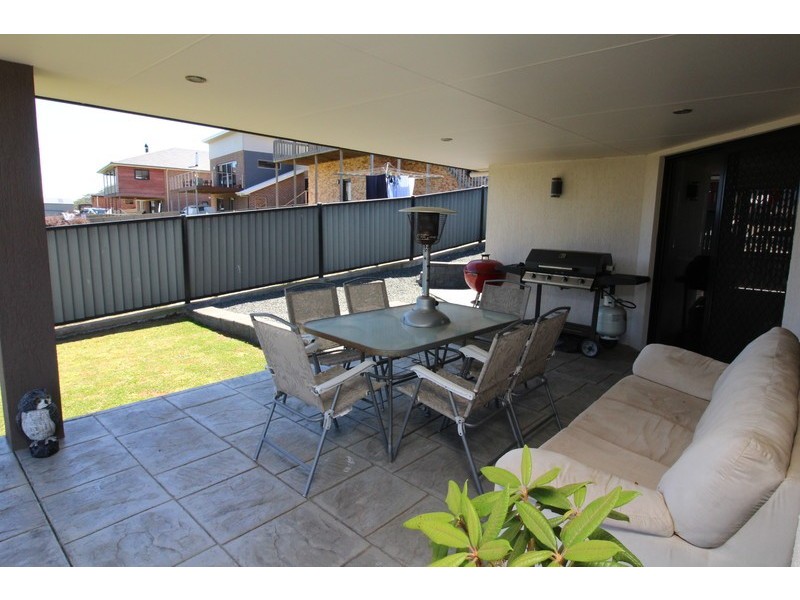 2/24 Platinum Drive, Park Grove TAS 7320