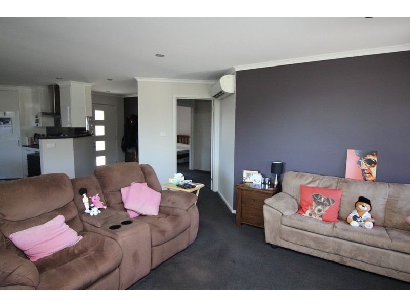2/24 Platinum Drive, Park Grove TAS 7320