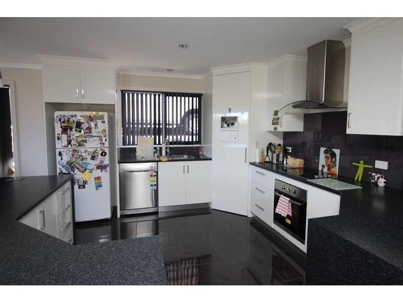 2/24 Platinum Drive, Park Grove TAS 7320