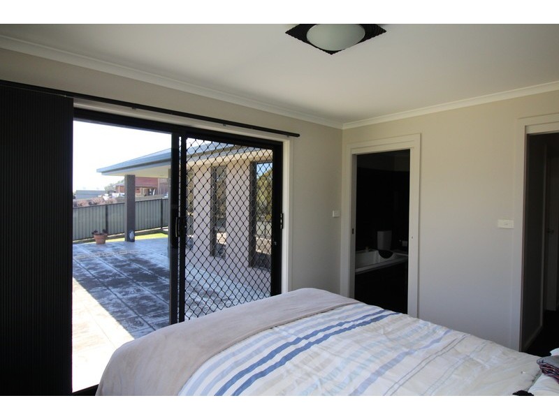 2/24 Platinum Drive, Park Grove TAS 7320