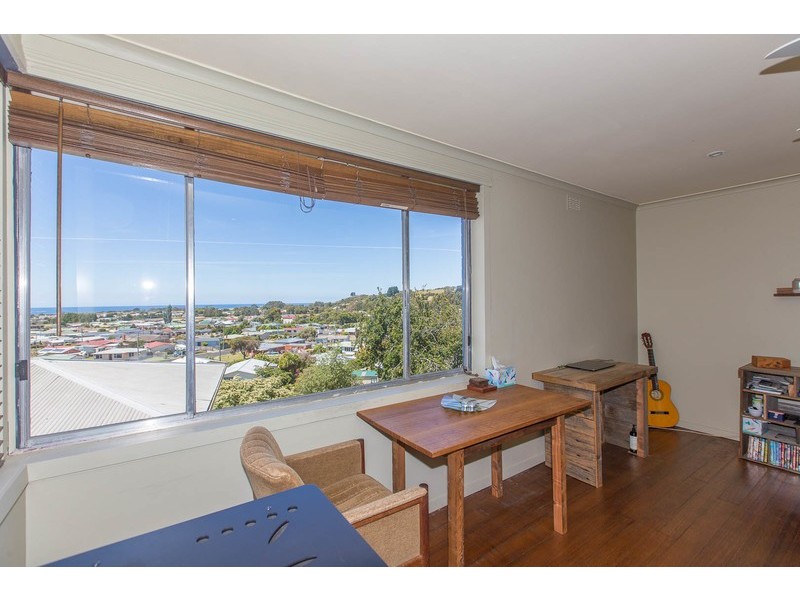 17 Clarke Street, Ulverstone TAS 7315