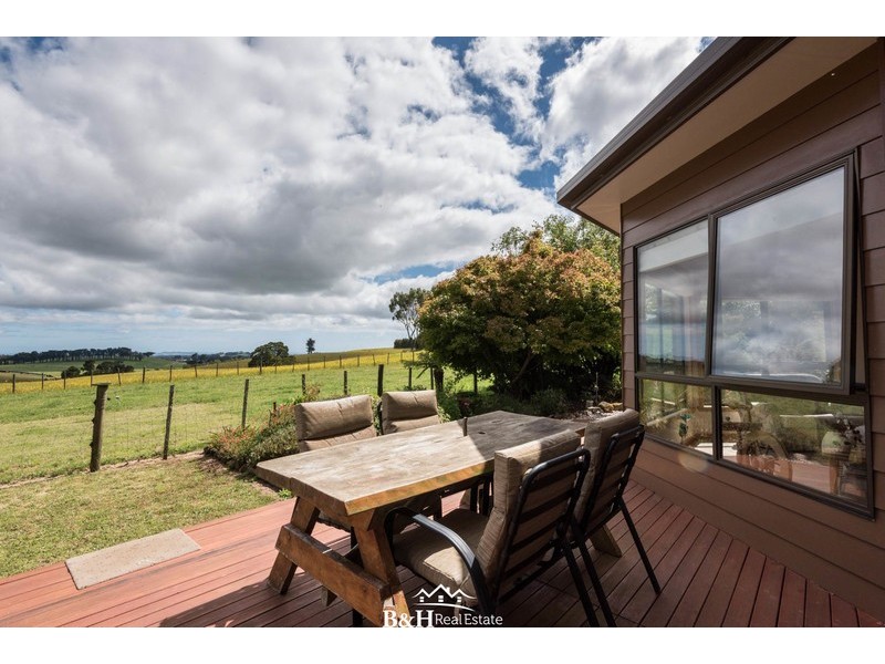 623 East Yolla Road, Yolla TAS 7325