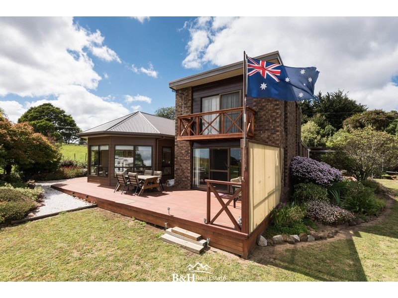 623 East Yolla Road, Yolla TAS 7325