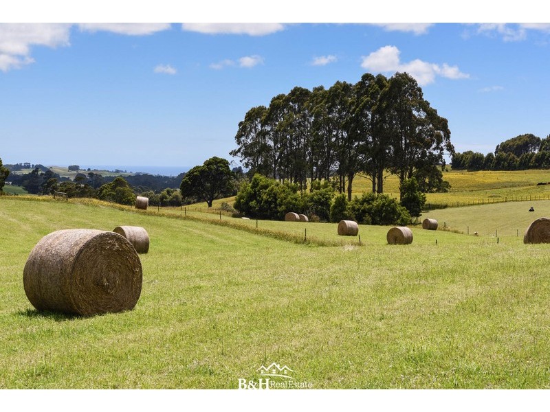 623 East Yolla Road, Yolla TAS 7325