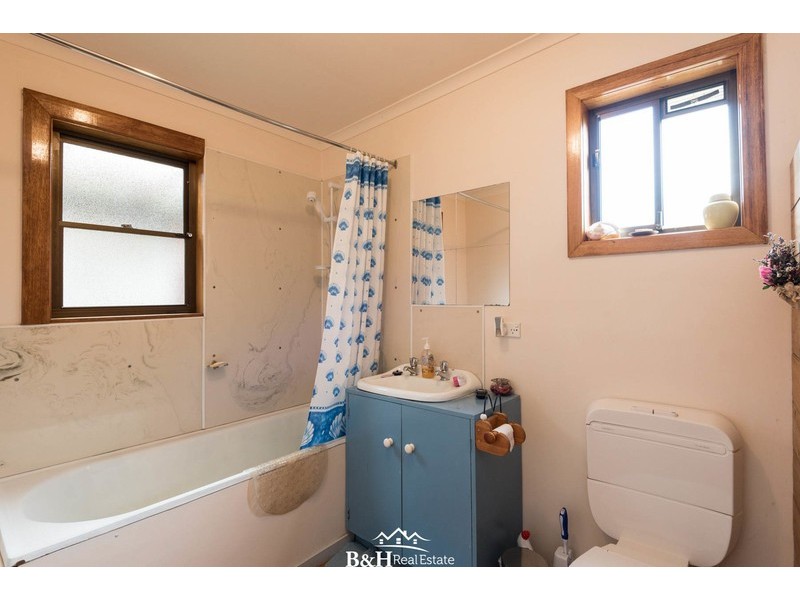 623 East Yolla Road, Yolla TAS 7325