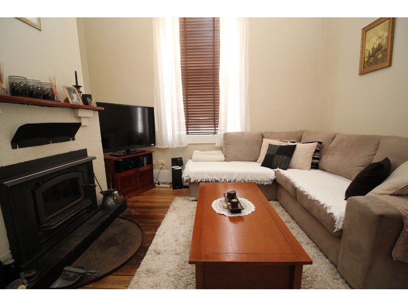 38 Esplanade, Queenstown TAS 7467