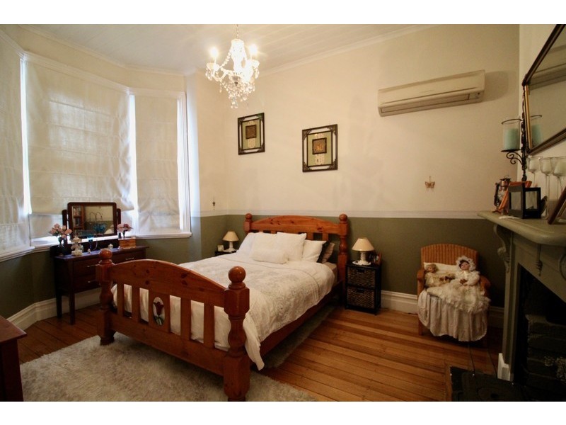 38 Esplanade, Queenstown TAS 7467