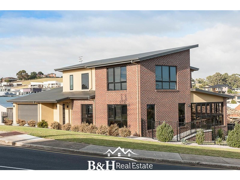 5 Uplands Place, Park Grove TAS 7320