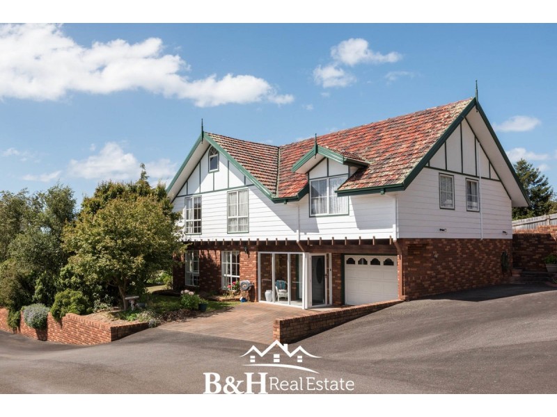 32 South Road, Penguin TAS 7316