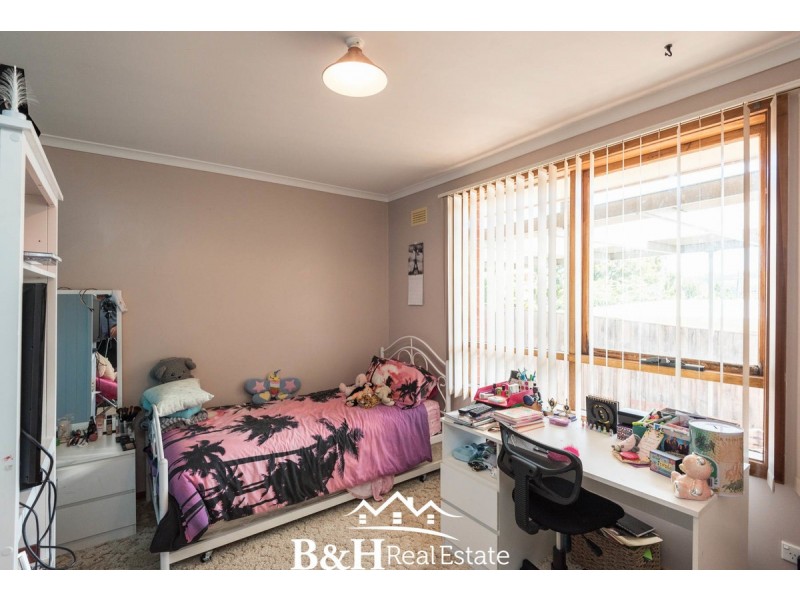 35 South Road, Penguin TAS 7316