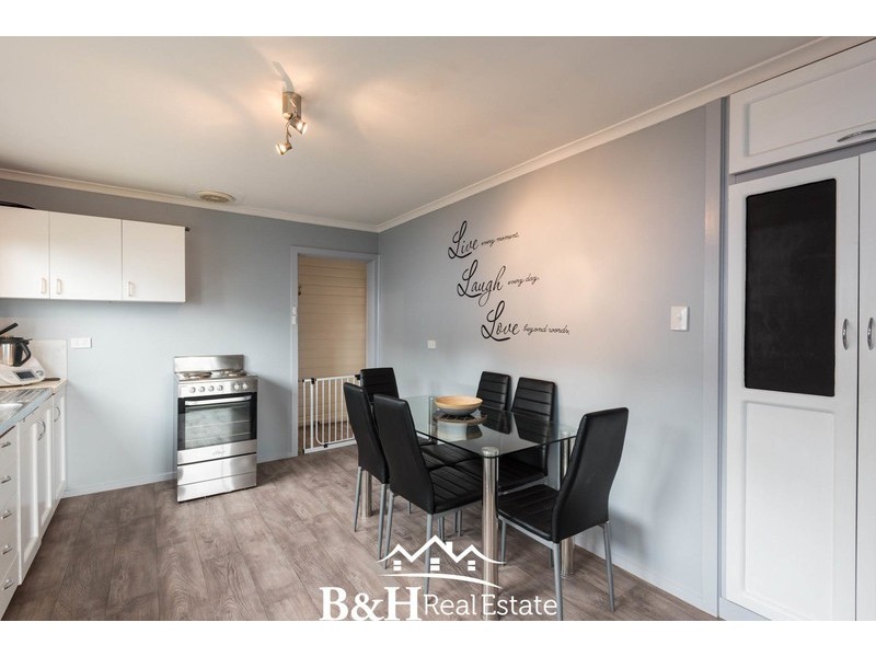 7 Verelle Street, Hillcrest TAS 7320