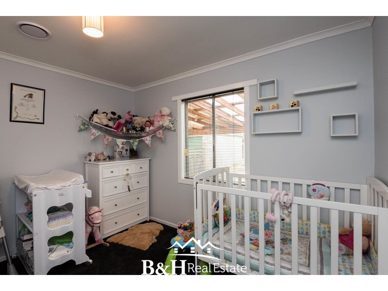 7 Verelle Street, Hillcrest TAS 7320