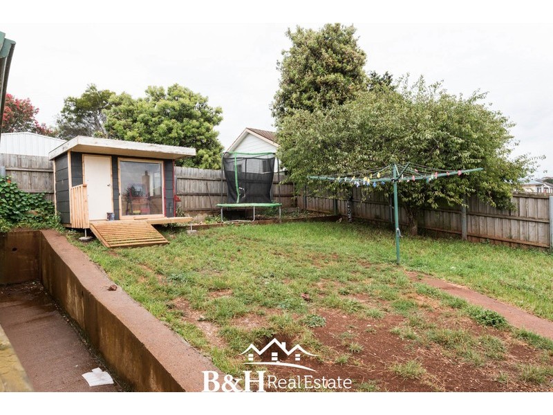 7 Verelle Street, Hillcrest TAS 7320