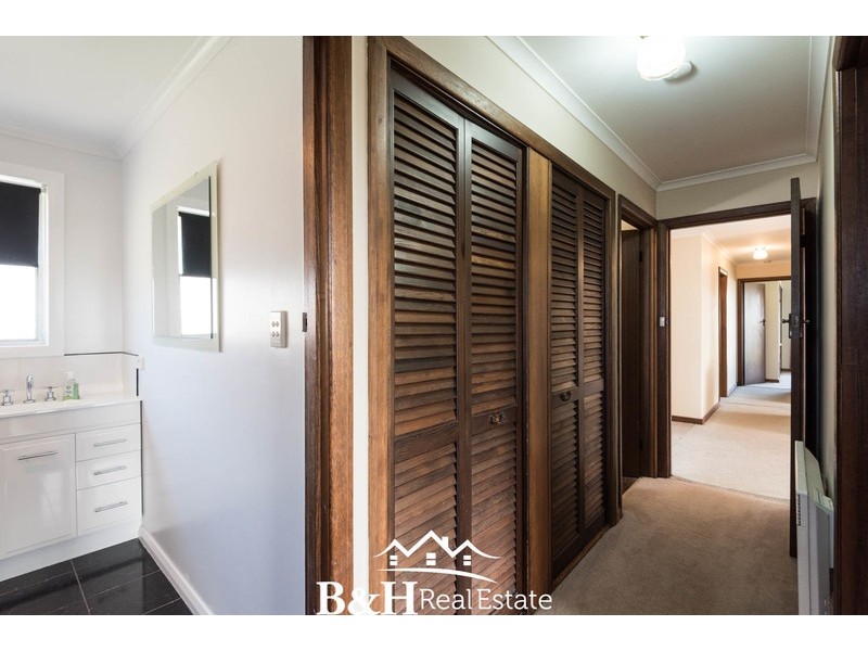 24 Leighlands Avenue, Ulverstone TAS 7315