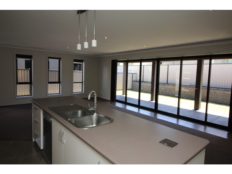 2/25 Platinum Drive, Park Grove TAS 7320