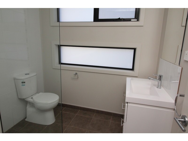2/25 Platinum Drive, Park Grove TAS 7320