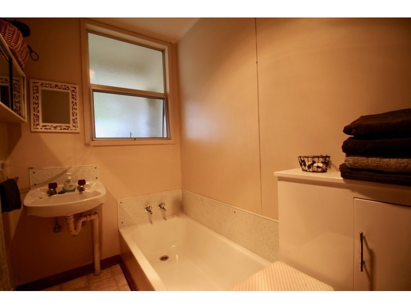 8 Waratah Drive, Rosebery TAS 7470