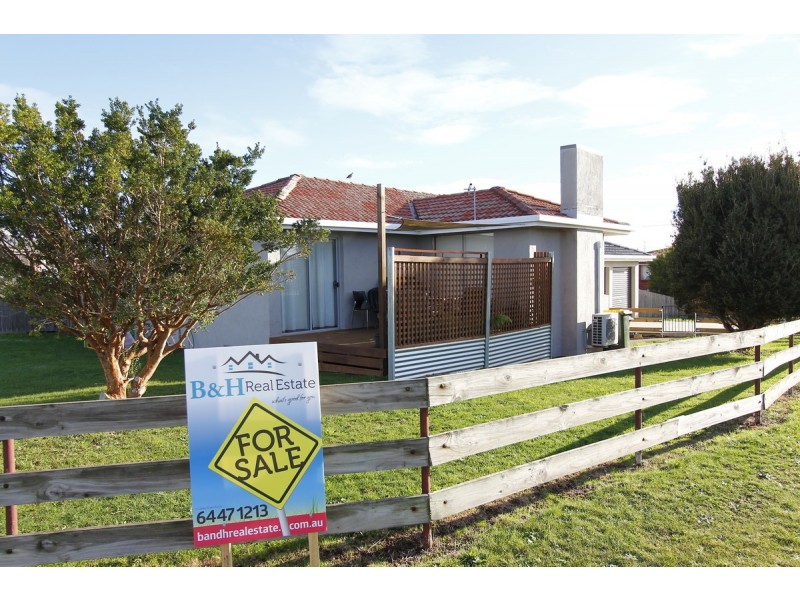 24 Winter Avenue, Upper Burnie TAS 7320