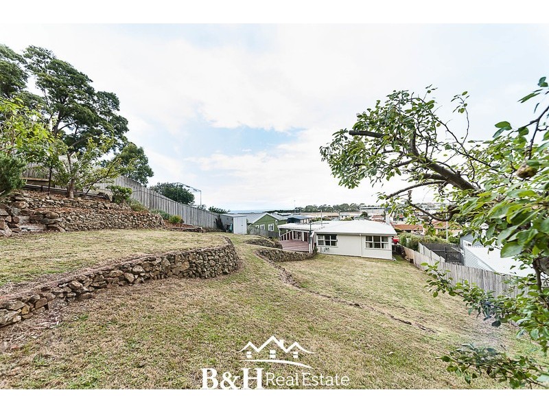 30 Amherst Street, West Ulverstone TAS 7315