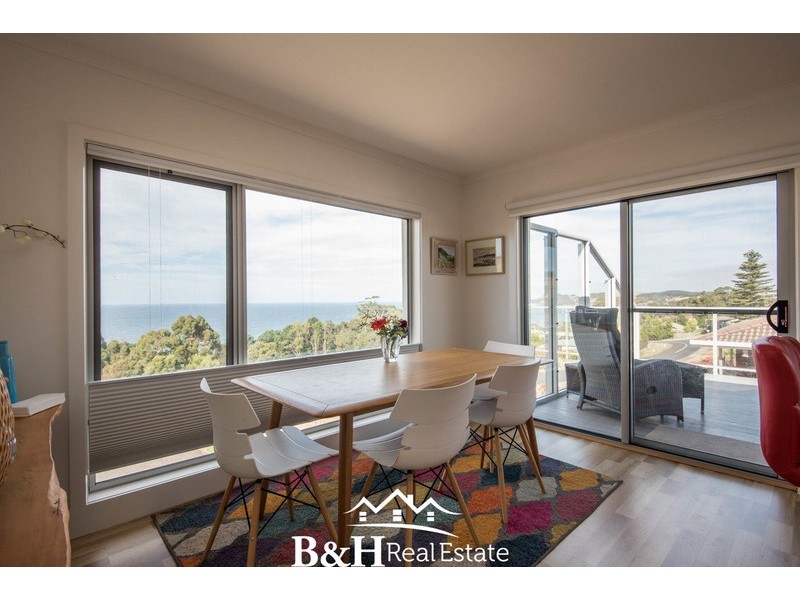 21 West Ridge Road, Penguin TAS 7316