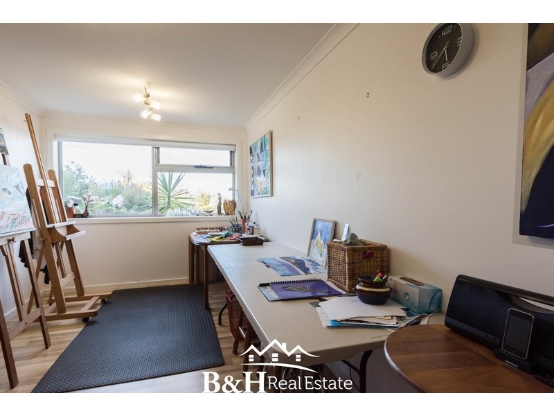 21 West Ridge Road, Penguin TAS 7316