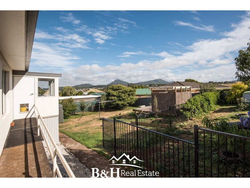 21 West Ridge Road, Penguin TAS 7316