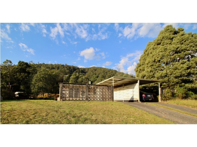 11 Beech Drive, Rosebery TAS 7470