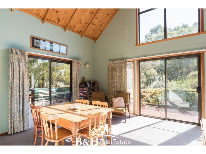 14 Stockdale Avenue, Sisters Beach TAS 7321