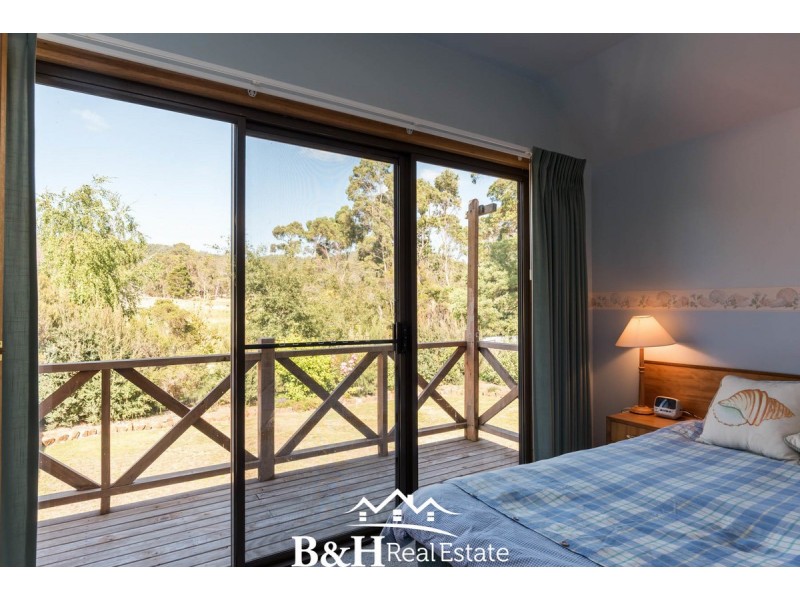 14 Stockdale Avenue, Sisters Beach TAS 7321