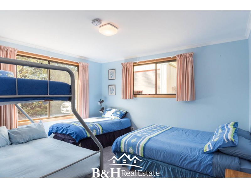 14 Stockdale Avenue, Sisters Beach TAS 7321