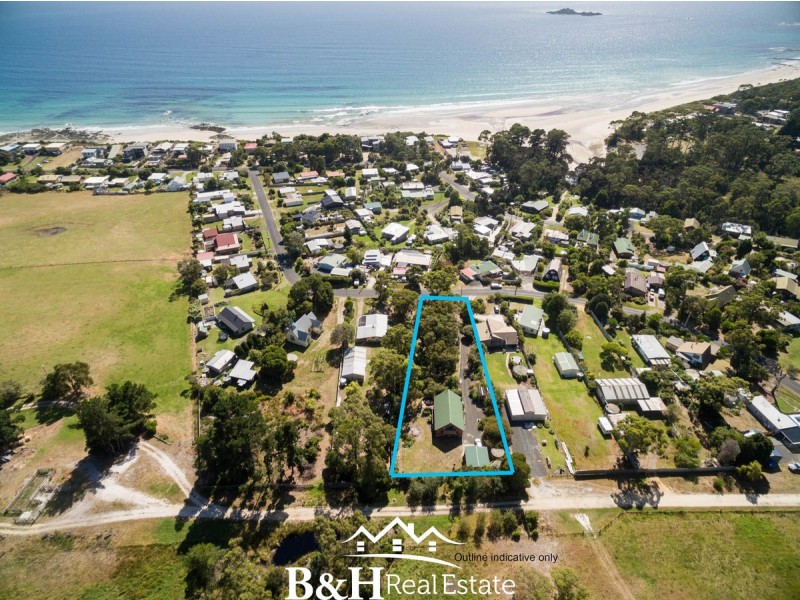 14 Stockdale Avenue, Sisters Beach TAS 7321