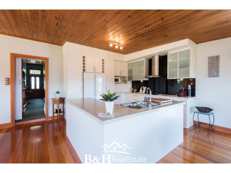 6 Preston Road, Gawler TAS 7315