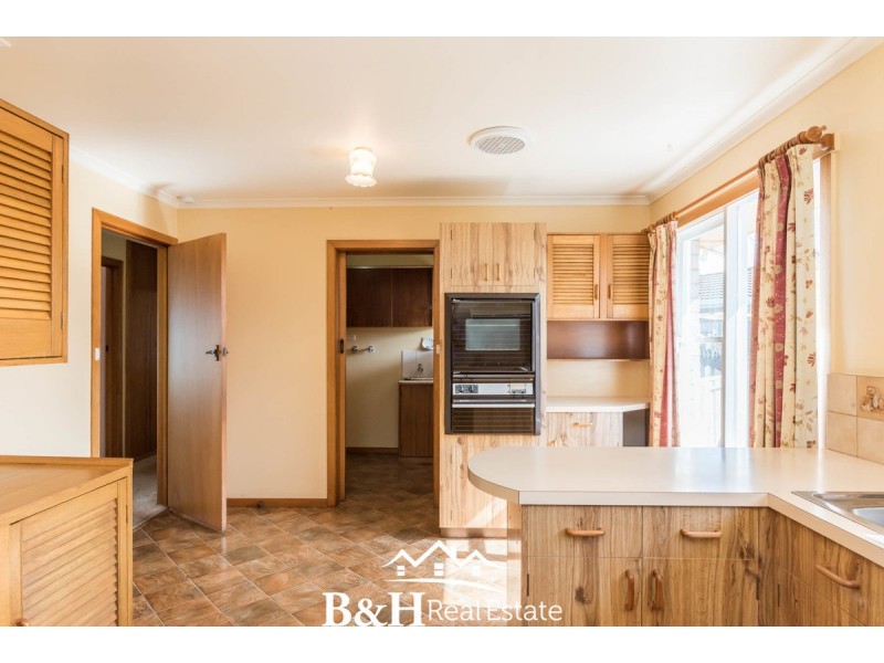 2 Leighlands Avenue, Ulverstone TAS 7315