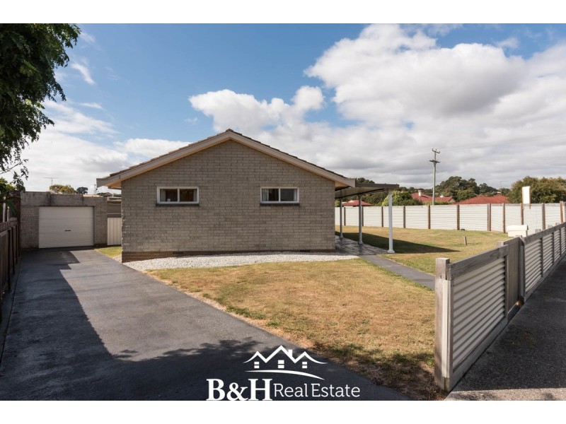 2 Leighlands Avenue, Ulverstone TAS 7315