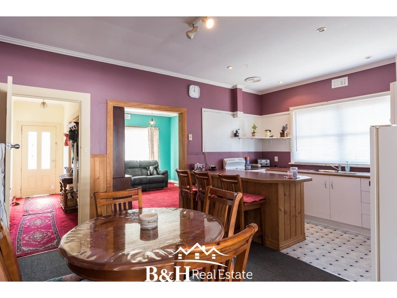 39 Elizabeth Street, Devonport TAS 7310