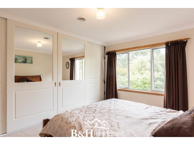 50 Deviation Road, Penguin TAS 7316