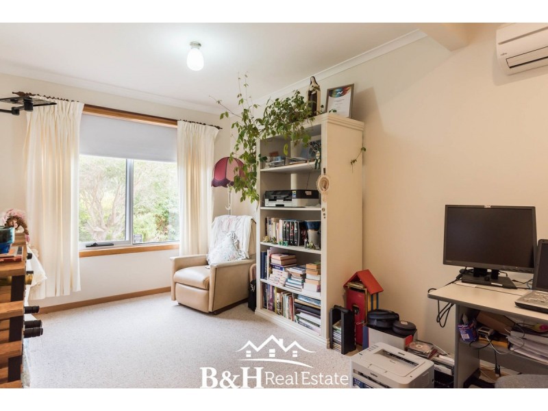 50 Deviation Road, Penguin TAS 7316