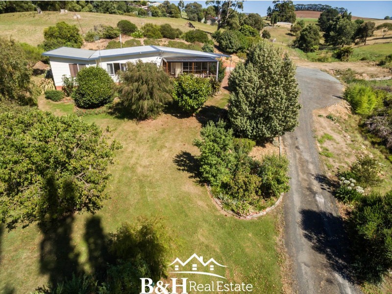 50 Deviation Road, Penguin TAS 7316