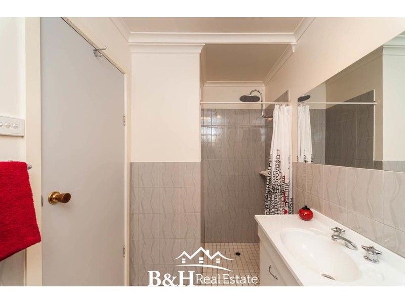 17 Bay Street, Parklands TAS 7320