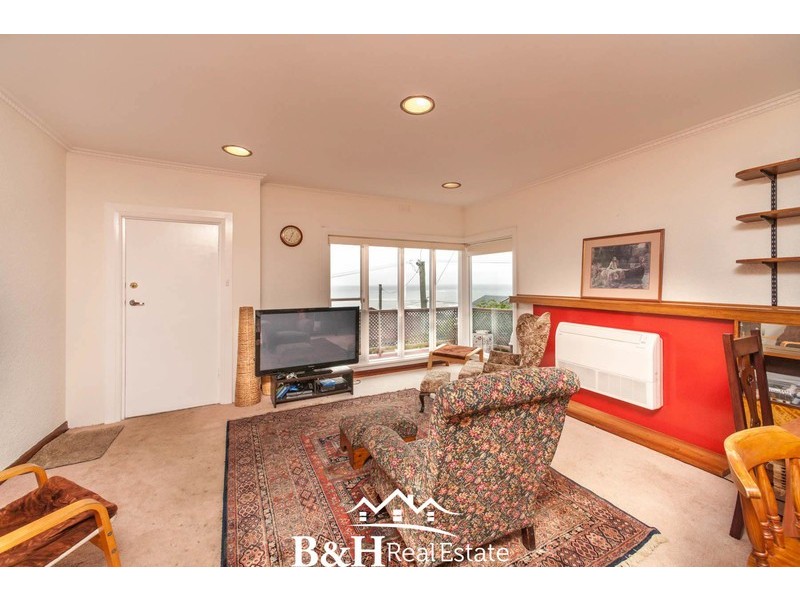 17 Bay Street, Parklands TAS 7320